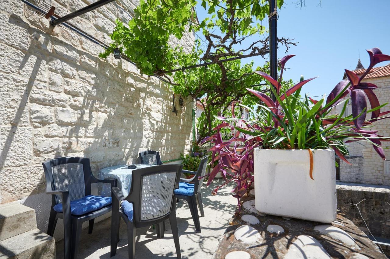 Rooms Antonio Trogir Eksteriør bilde